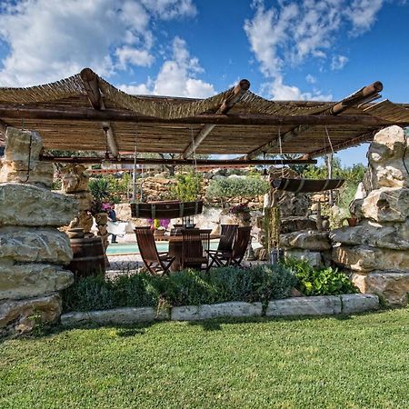 Il Giardino Dei Flintstones B&B チェルヴェーテリ エクステリア 写真
