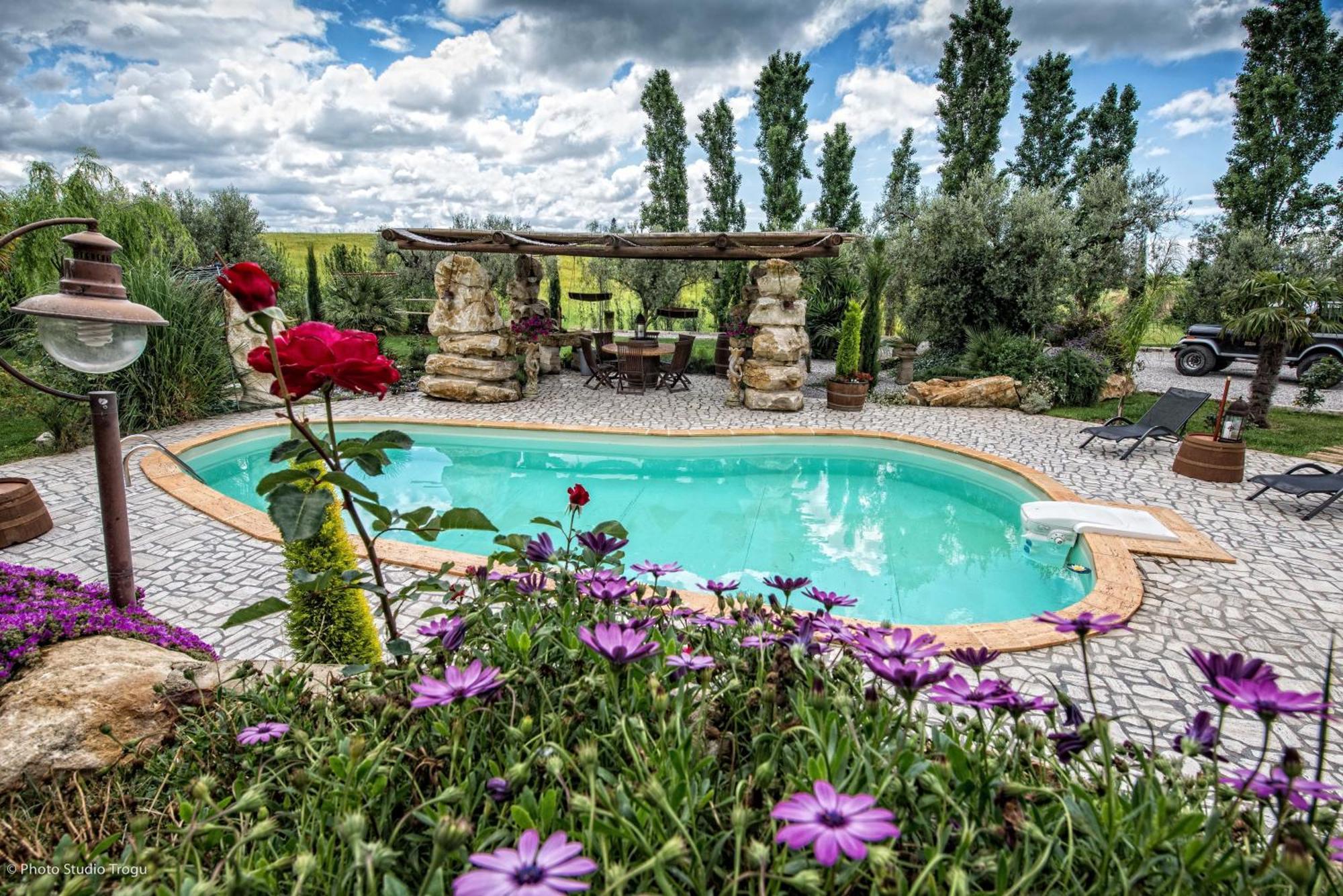 Il Giardino Dei Flintstones B&B チェルヴェーテリ エクステリア 写真