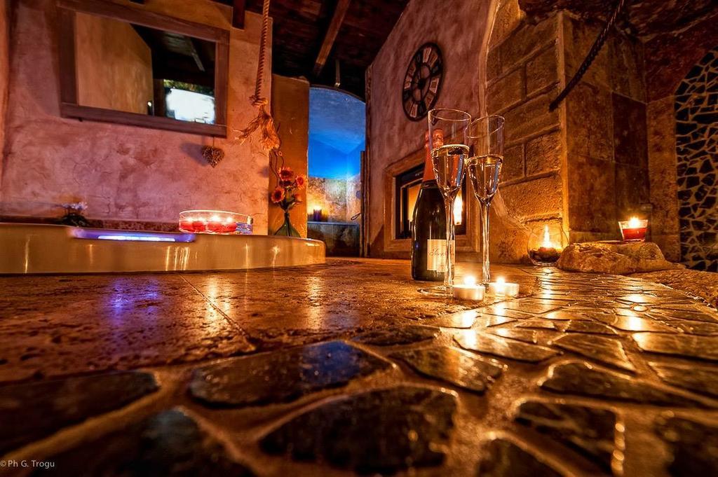 Il Giardino Dei Flintstones B&B チェルヴェーテリ エクステリア 写真
